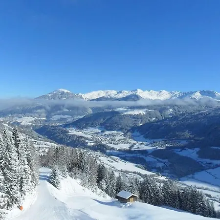 Apartamento With 2 Bedrooms