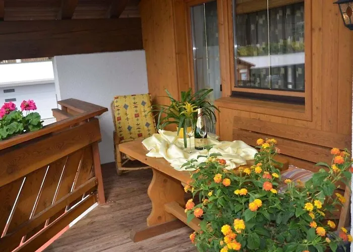 With 2 Bedrooms Apartment *