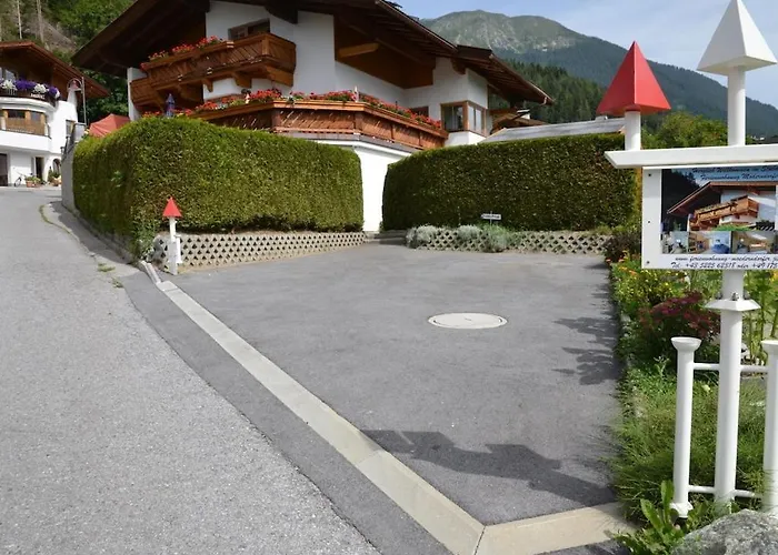 With 2 Bedrooms Apartment Fulpmes